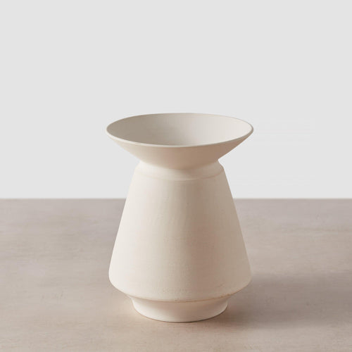 Ceramic vase handcrafted in Chile, white