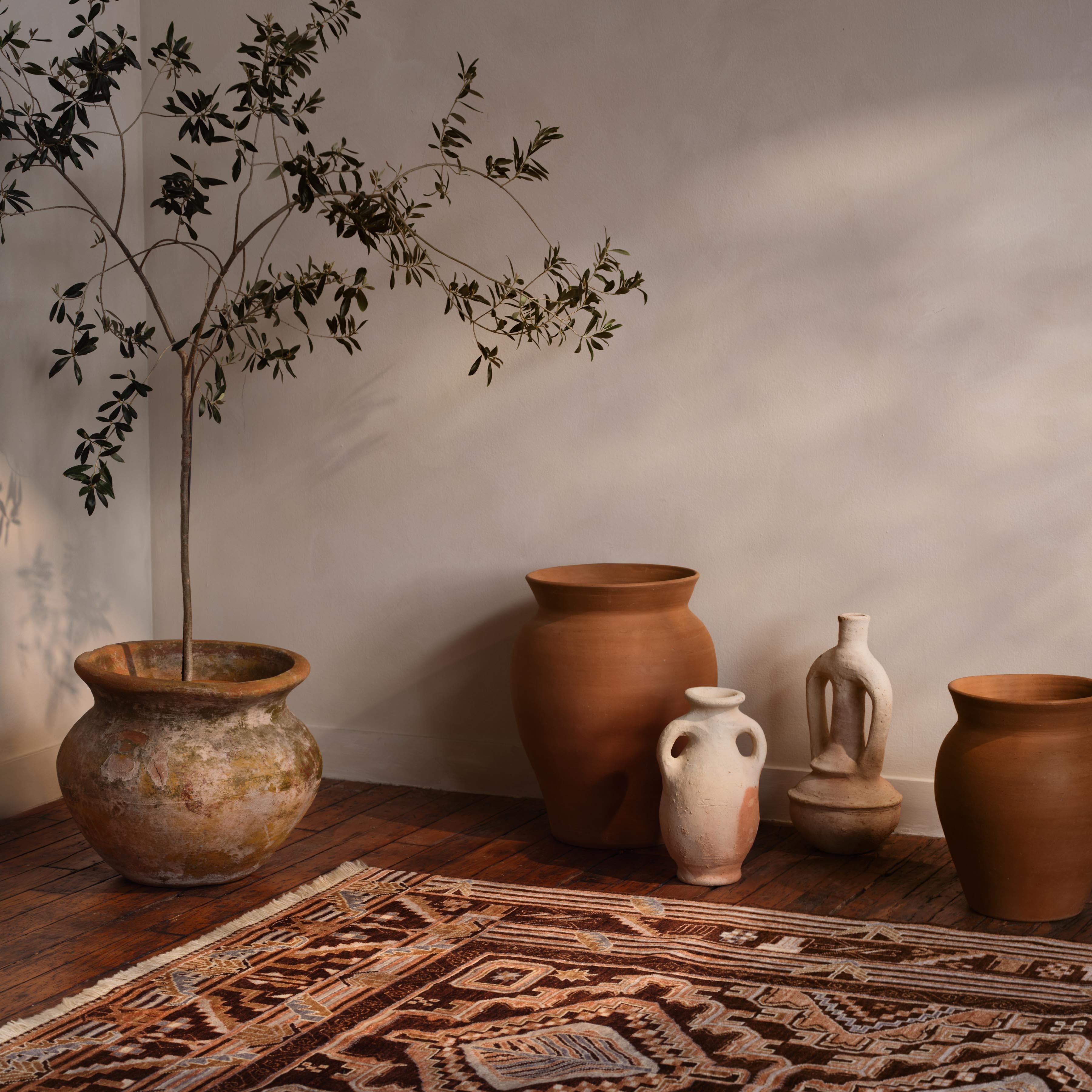 Aya Vase