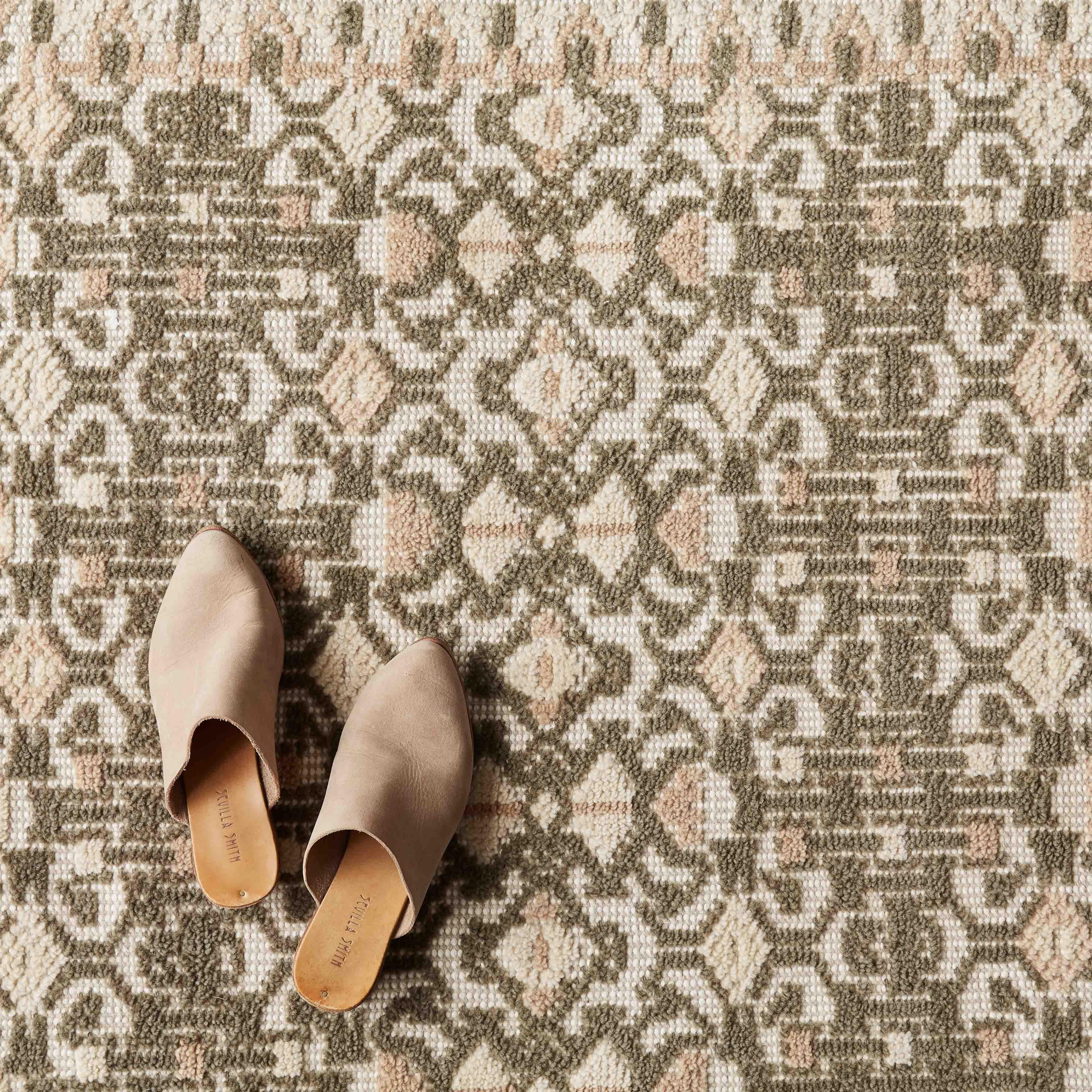 Hanita Hand-Tufted Accent Rug