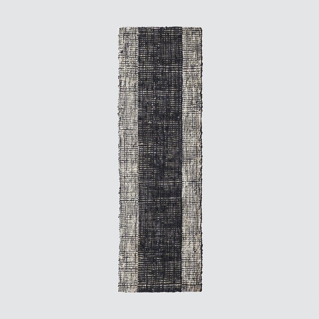 Aditha Handcrafted Jute Accent Rug