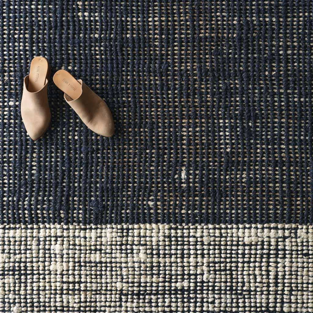 Aditha Handcrafted Jute Accent Rug