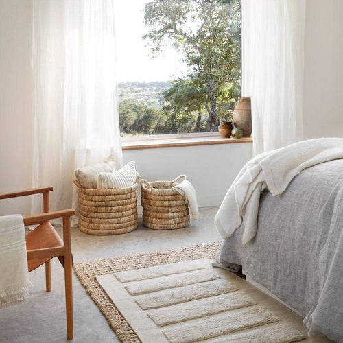 Adra Handcrafted Accent Rug